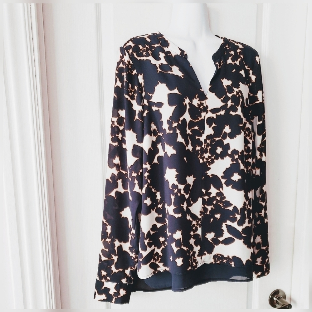 The Limited Brand Split Collar Tunic Blue White